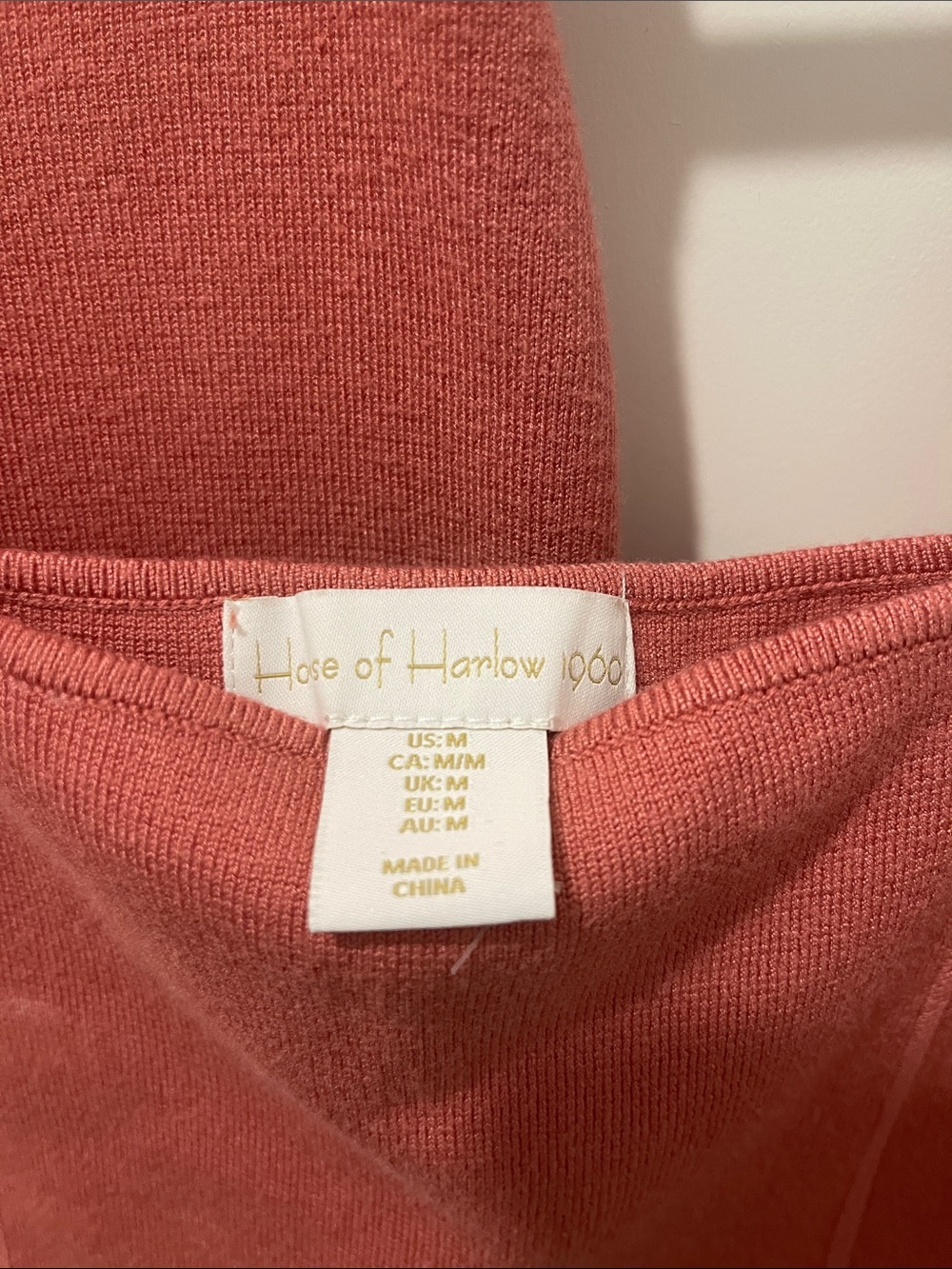 House of Harlow 1960 Coral Knit Two-Piece Skirt Set- Like New - Picture 3 of 5